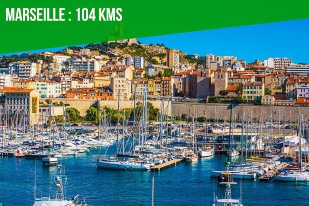 La Cachette De L'Horloge - Ac Clim - Wifi - 100M Palais Des Papes Apartment อาวีญง ภายนอก รูปภาพ