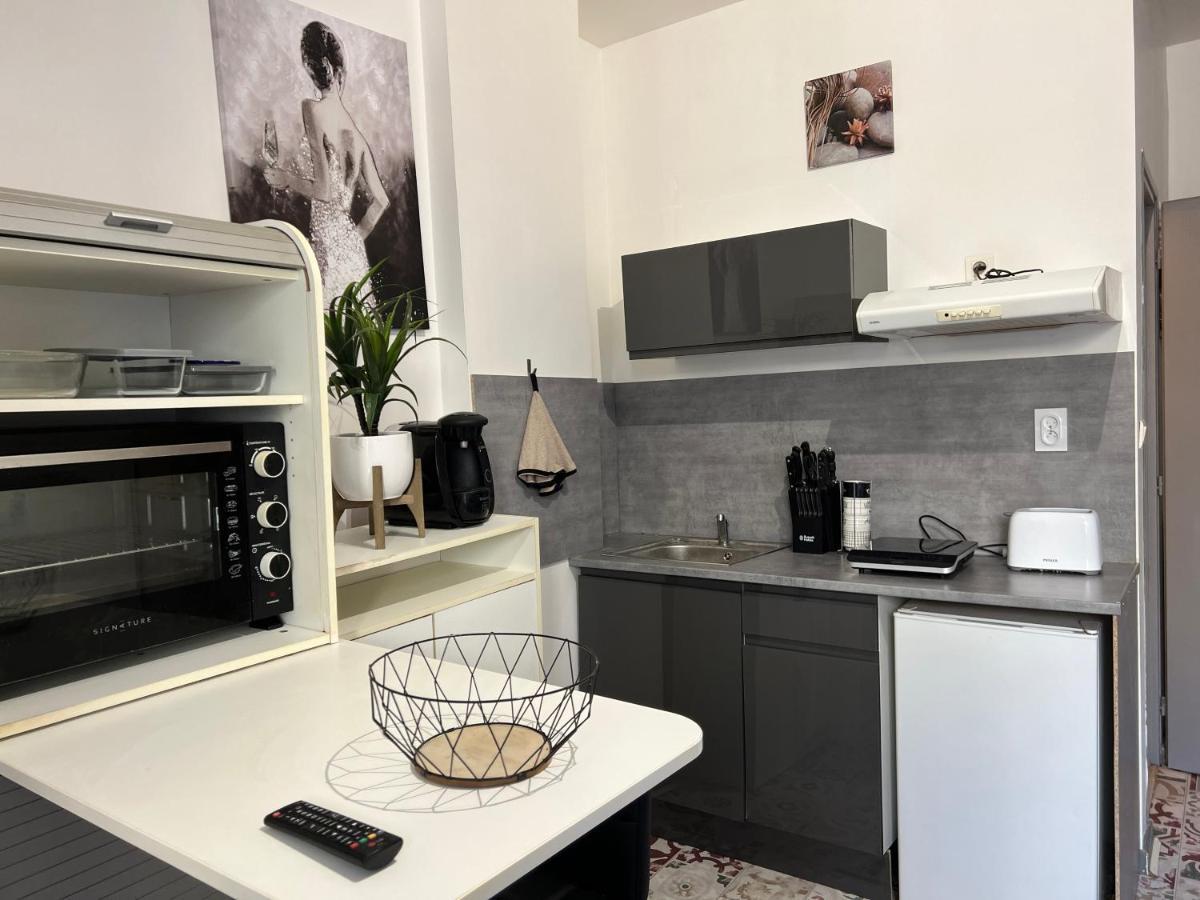 La Cachette De L'Horloge - Ac Clim - Wifi - 100M Palais Des Papes Apartment อาวีญง ภายนอก รูปภาพ